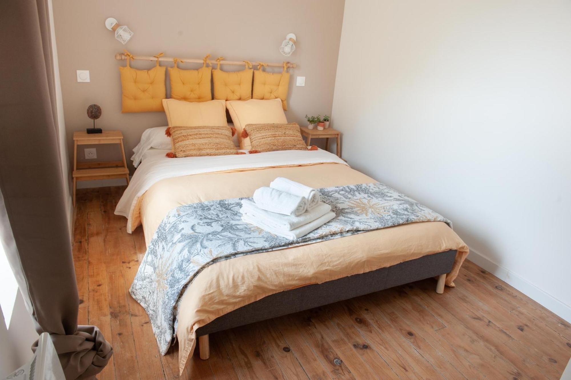 Immeuble De 3 Appartements Avec Cour Interieure Брест Экстерьер фото