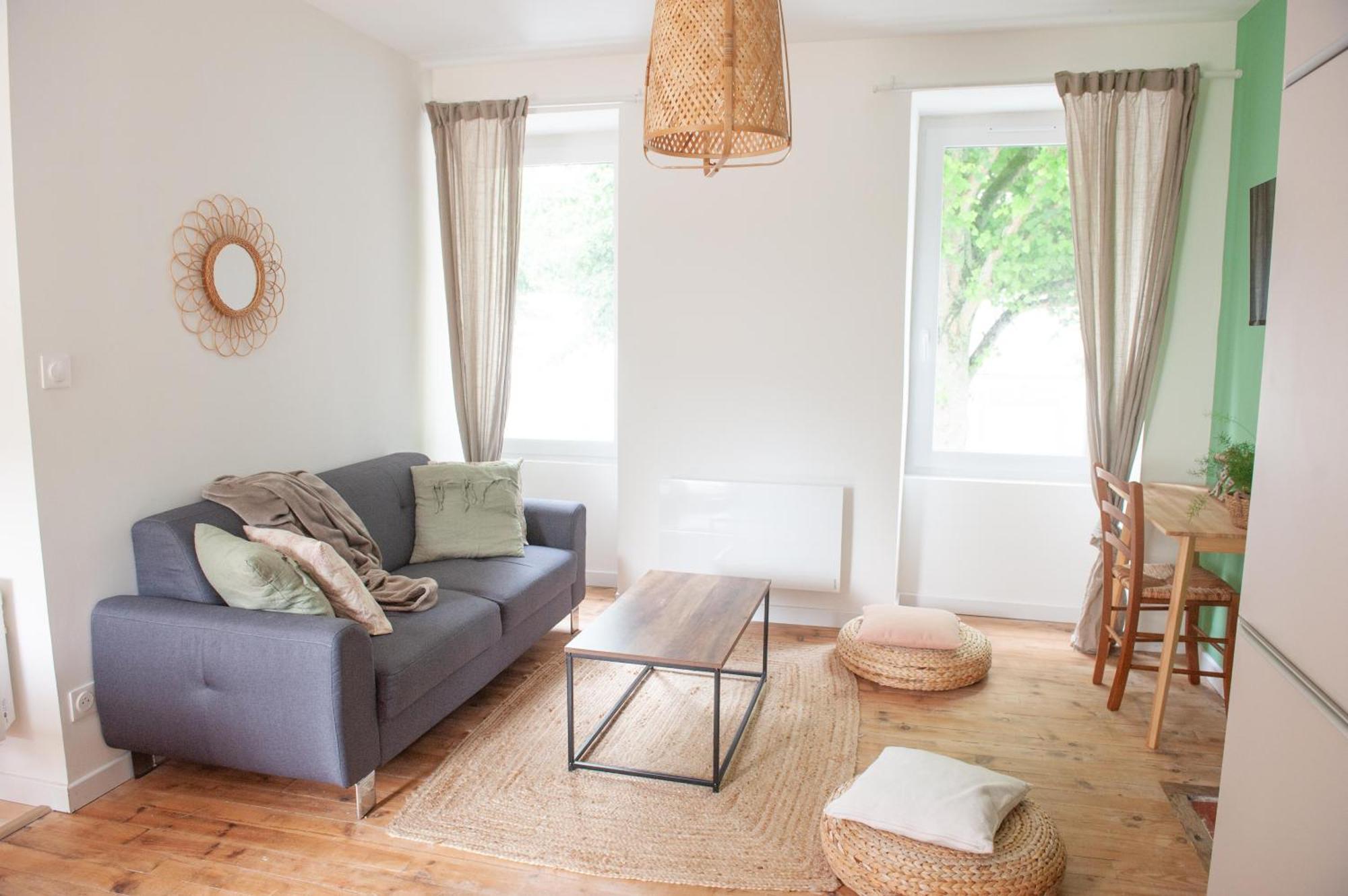 Immeuble De 3 Appartements Avec Cour Interieure Брест Экстерьер фото